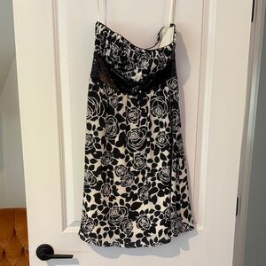 White House Black Market Black and White Floral Mini Dress